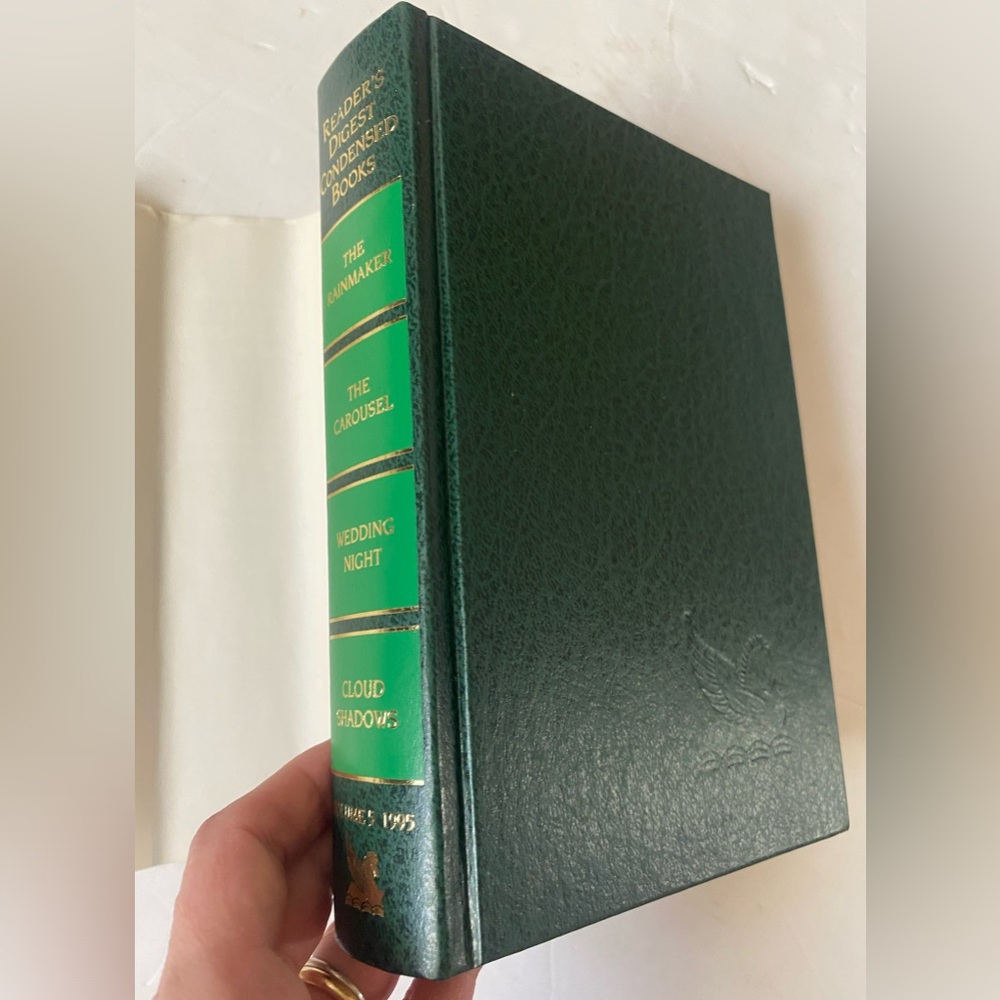 The Rainmaker John Grisham/The Carousel Belva Plain … Reader’s Digest